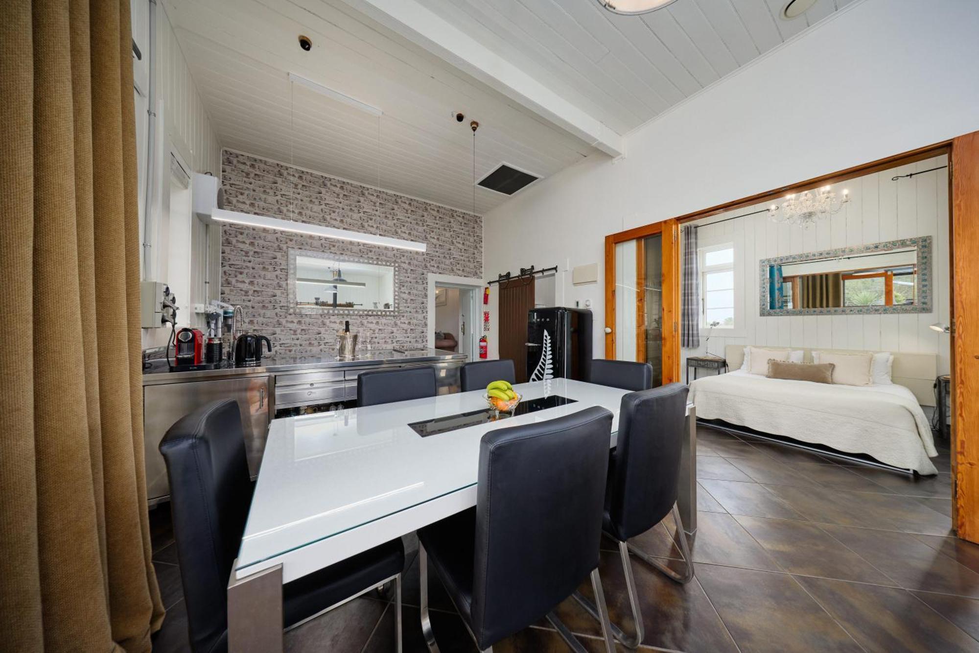 The Factory Luxury Accomodation Καϊκούρα Εξωτερικό φωτογραφία